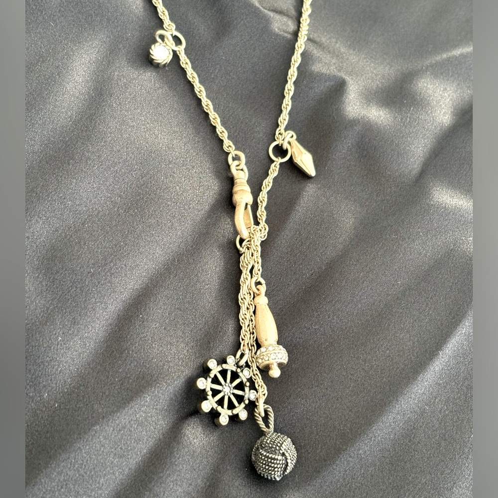 BR Necklace